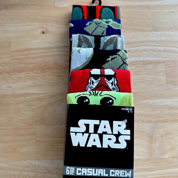 🎁NWT Disney Star Wars 6 pairs fits size 8-12 - Picture 1 of 2